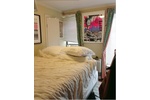 GORGEOUS SHARE--2 BDR APT---LOWER EAST SIDE---ORCHARD/DELANCEY ST---.PRIME LOWER EAST SIDE..